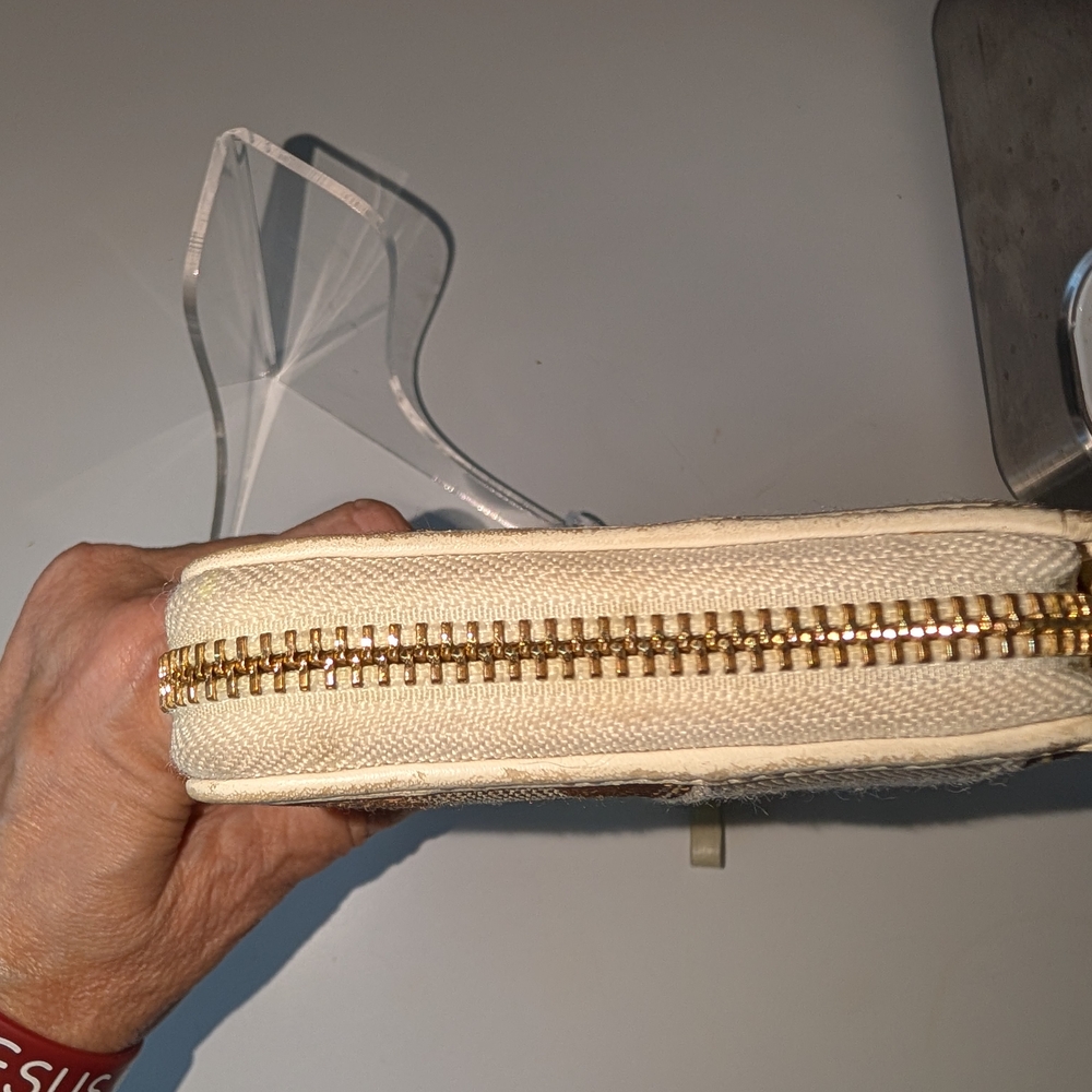 GUC Coach Signature Monogram Canvas Long Zip Wallet - Picture 6 of 12